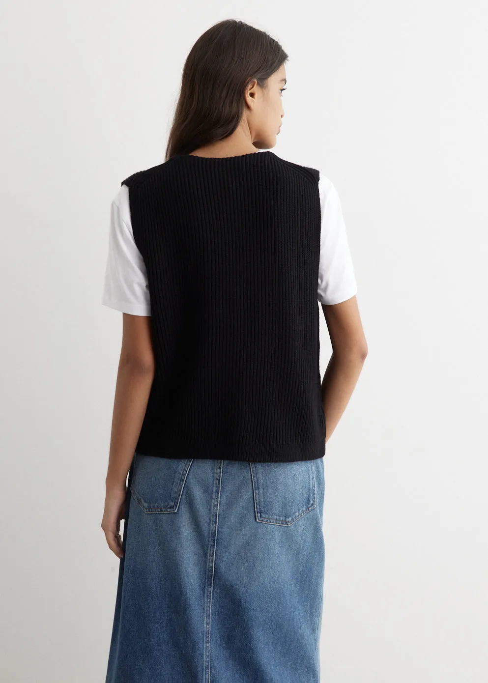 Akan Knit Vest