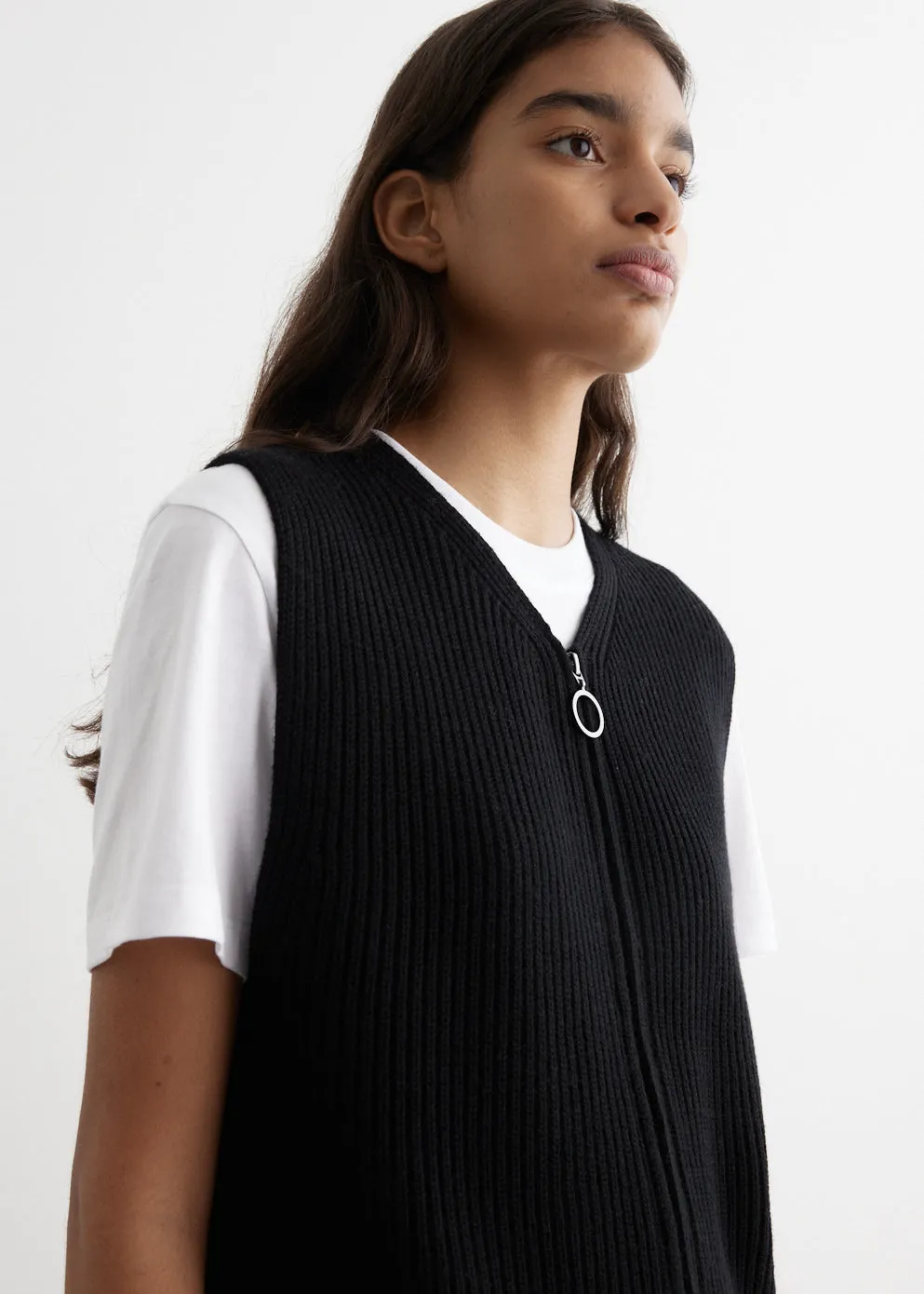 Akan Knit Vest