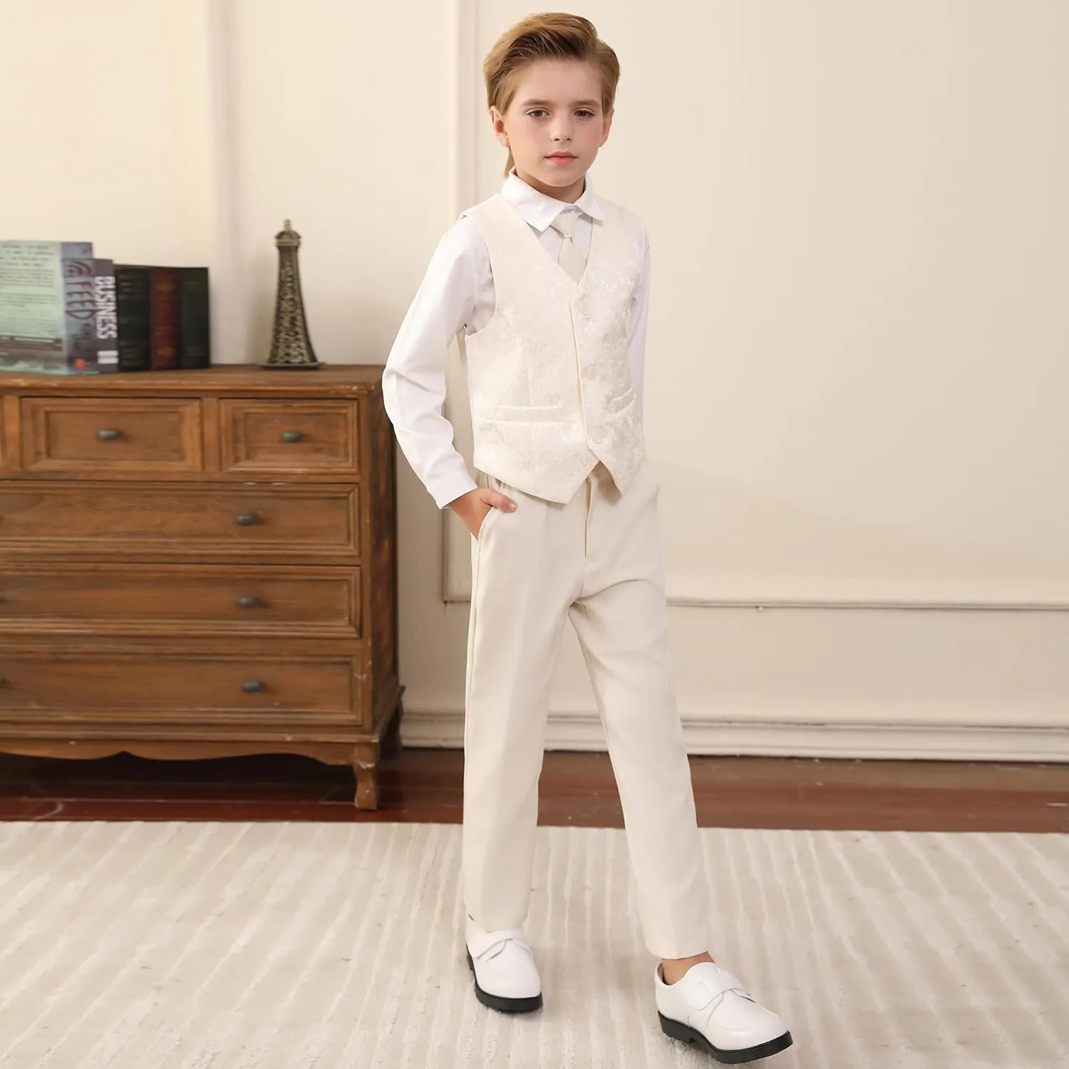 SANMIO Boys Suit 4 Piece Slim Fit Boys Suits Jacket Vest Pants Tie for Kids Suits Sets Boy Formal Tuxedo Set