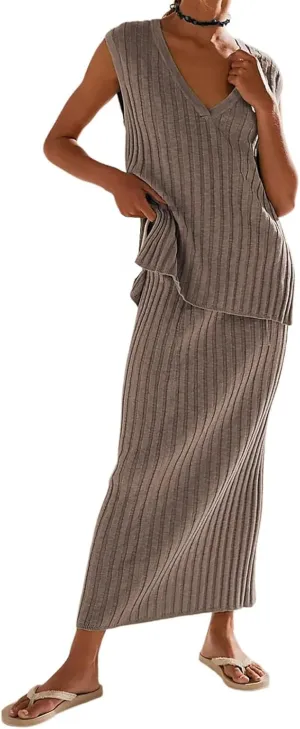 Womens Two Piece Sweater Skirt Sets Summer Outfits Knit Sets Sleeveless V Neck Knit Ribbed Vest Tops Midi Skirt
